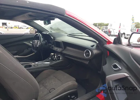 2020 Chevrolet Camaro Rwd 1Lt z USA, uszkodzony, nr VIN 1G1FB3DS4L0113304